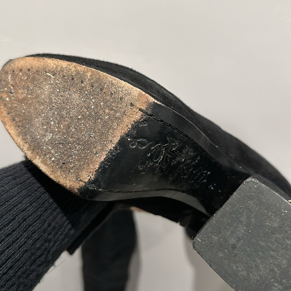 Black boots - Picture 3 of 3